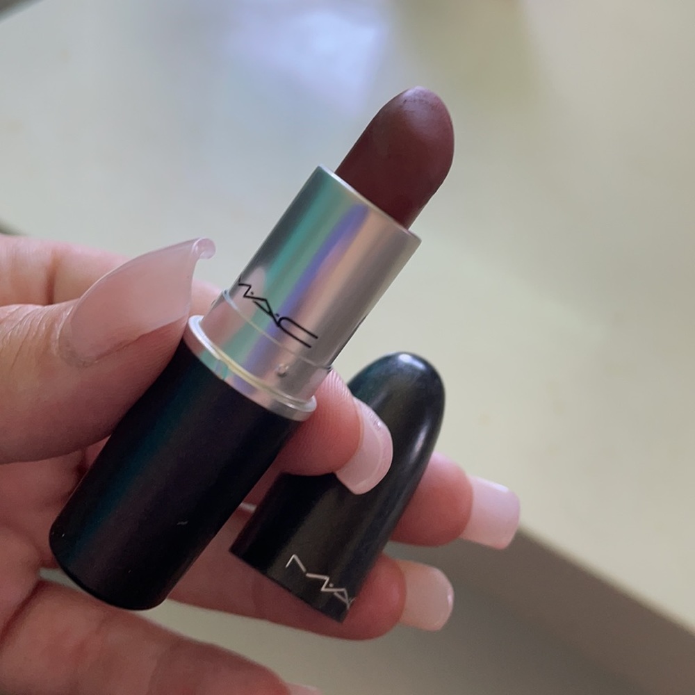 MAC COSMETICS